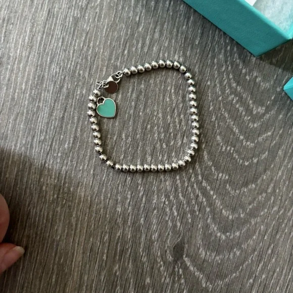 Tiffany & Co. Silver Bracelet with Turquoise Heart Charm - Picture 6 of 6